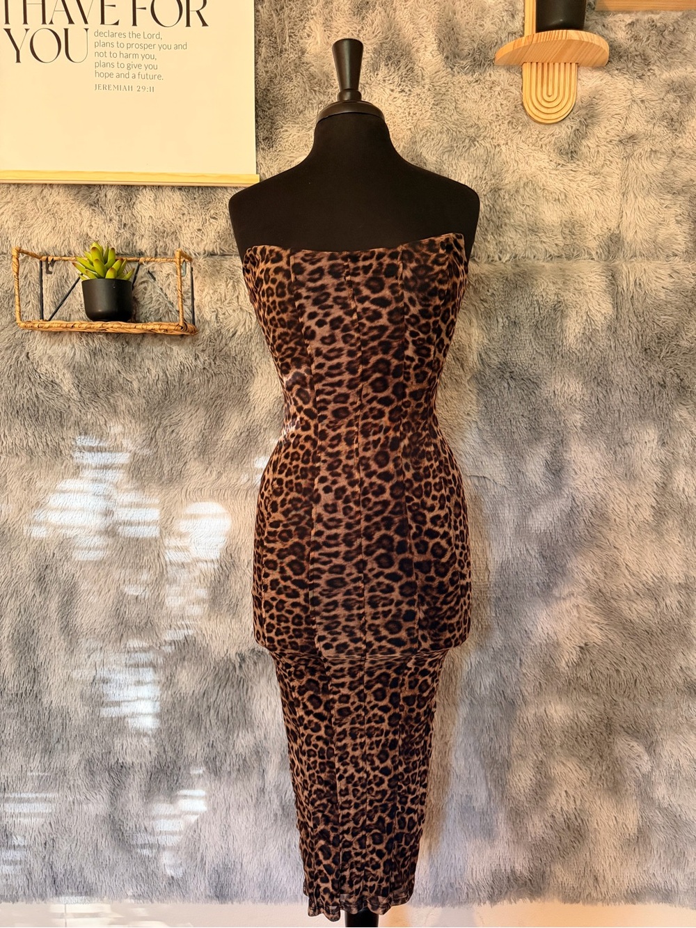 Strapless Leopard Print Bodycon Dress